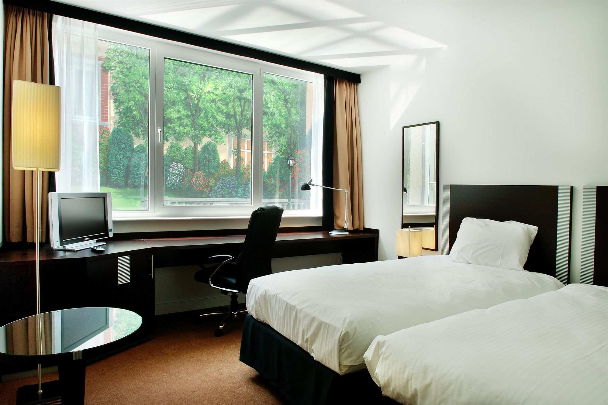 Progress Hotel Saint-Josse-ten-Noode Ngoại thất bức ảnh